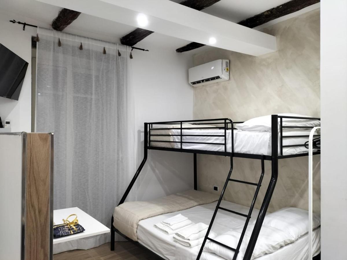 Casa Nina- Camera Capri Lejlighed Napoli Eksteriør billede